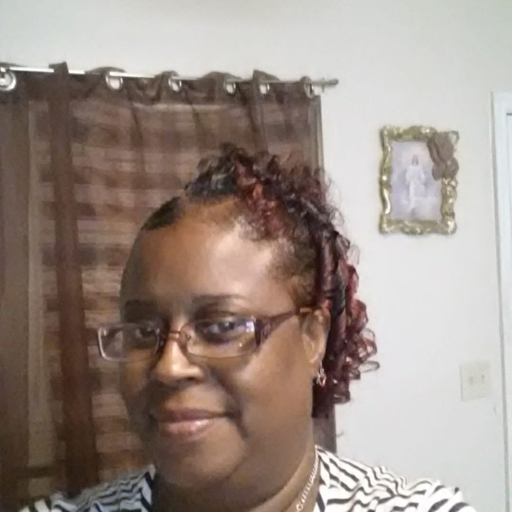 Meet your Posher, Sandra